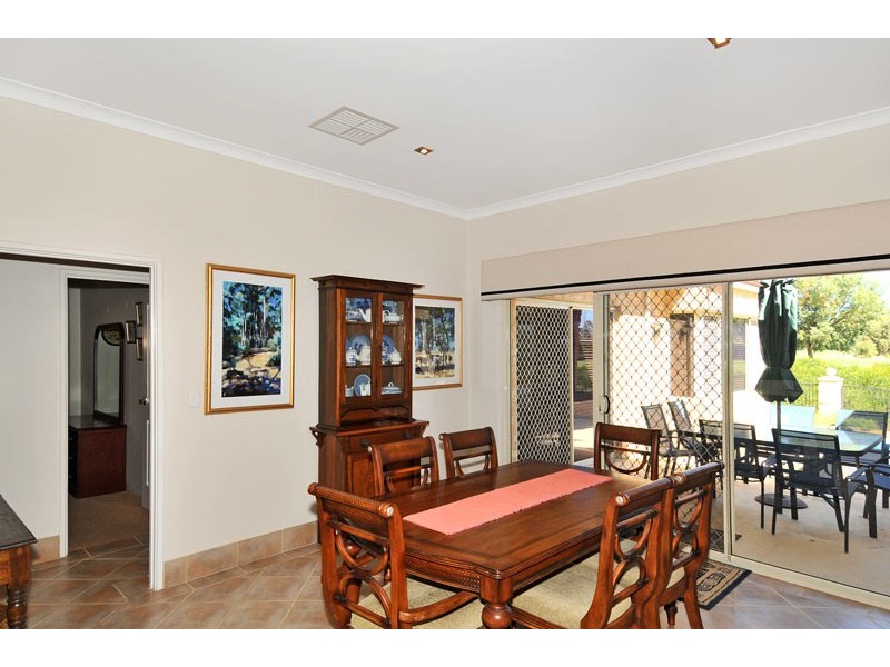 17 Fairborn Retreat, Meadow Springs WA 6210