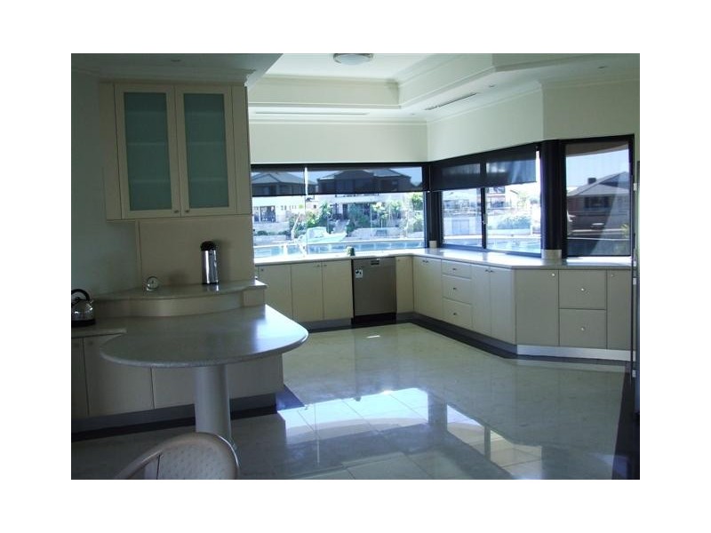 51 Aztec Island Retreat, Halls Head WA 6210