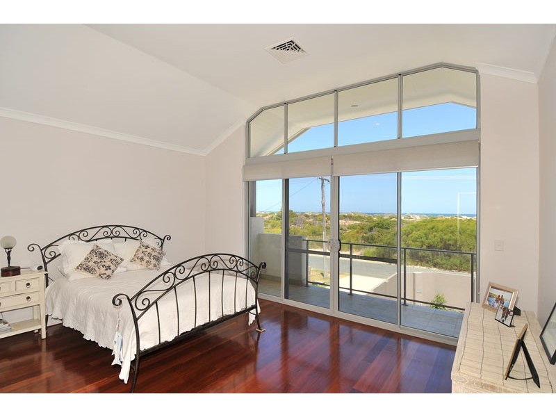 84 Marillana drive, Golden Bay WA 6174