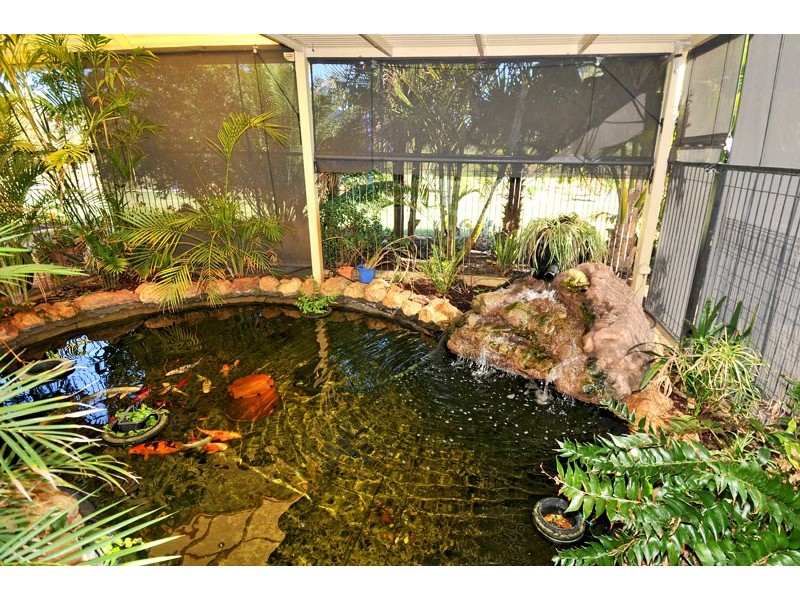 82 Peaceful Waters Drive, Barragup WA 6209