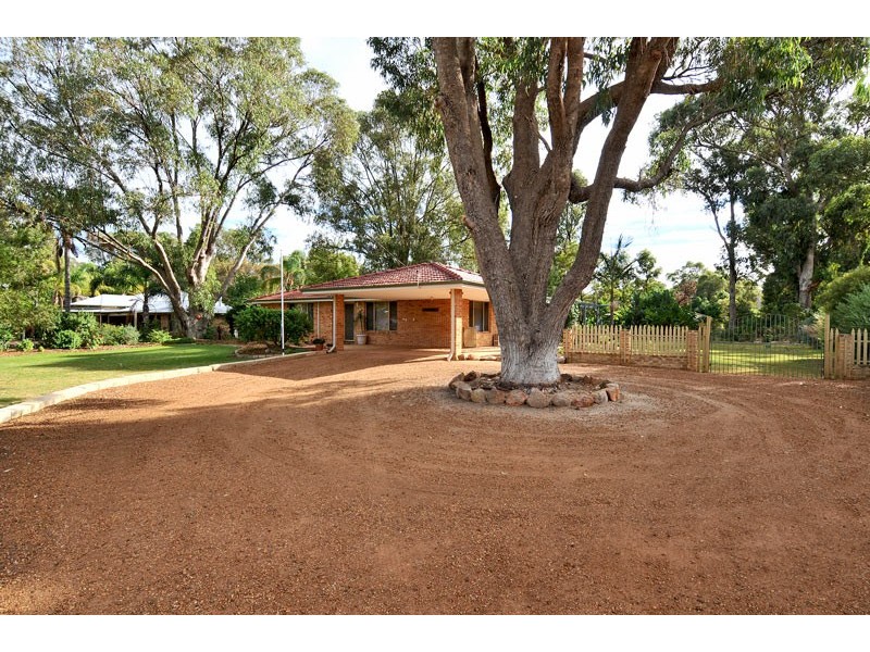 9 Navarre Row, Greenfields WA 6210