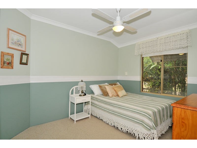 9 Navarre Row, Greenfields WA 6210