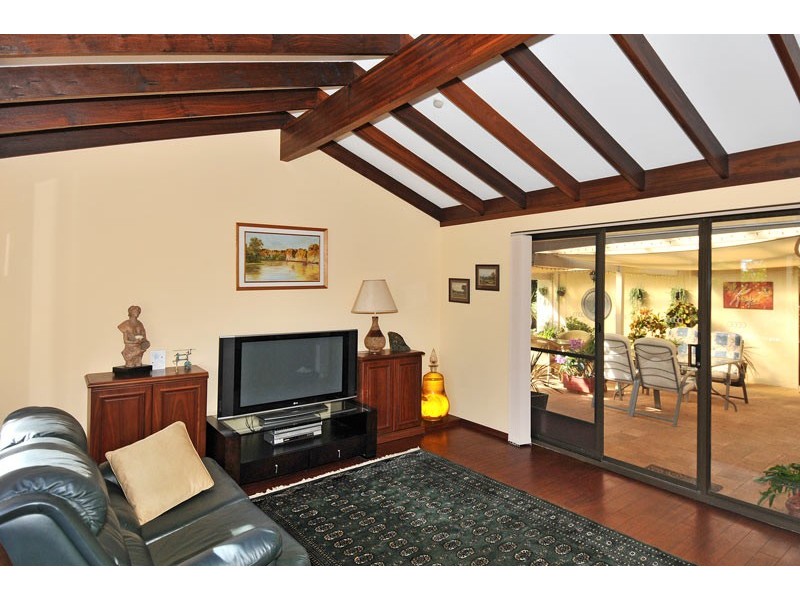 18 Elmore Way, Dudley Park WA 6210