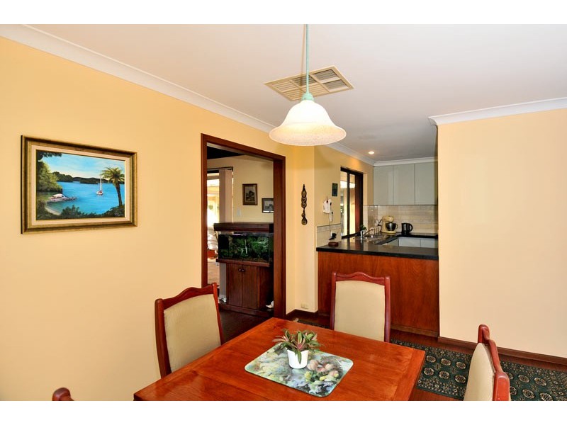 18 Elmore Way, Dudley Park WA 6210