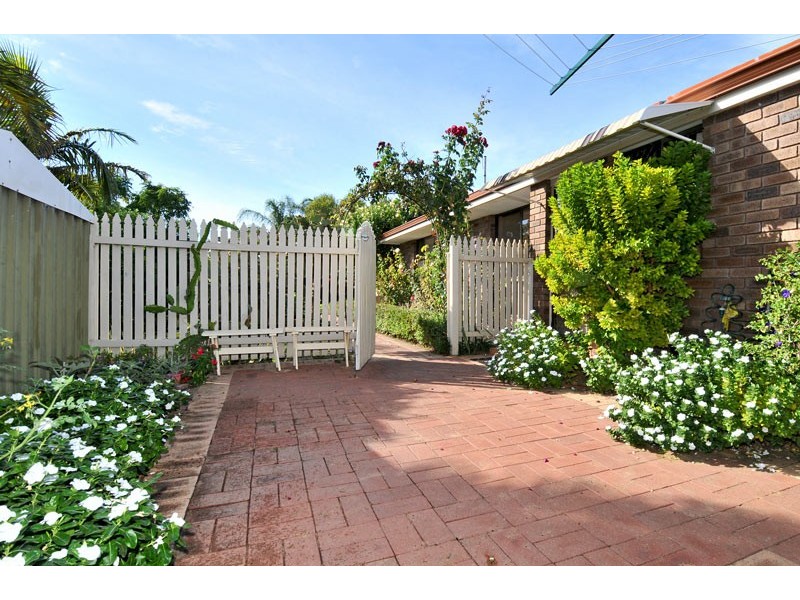 18 Elmore Way, Dudley Park WA 6210