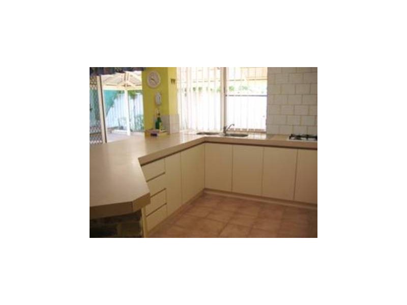 7 Isdell place, Greenfields WA 6210