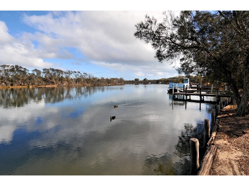 17 Riverside Drive, Furnissdale WA 6209