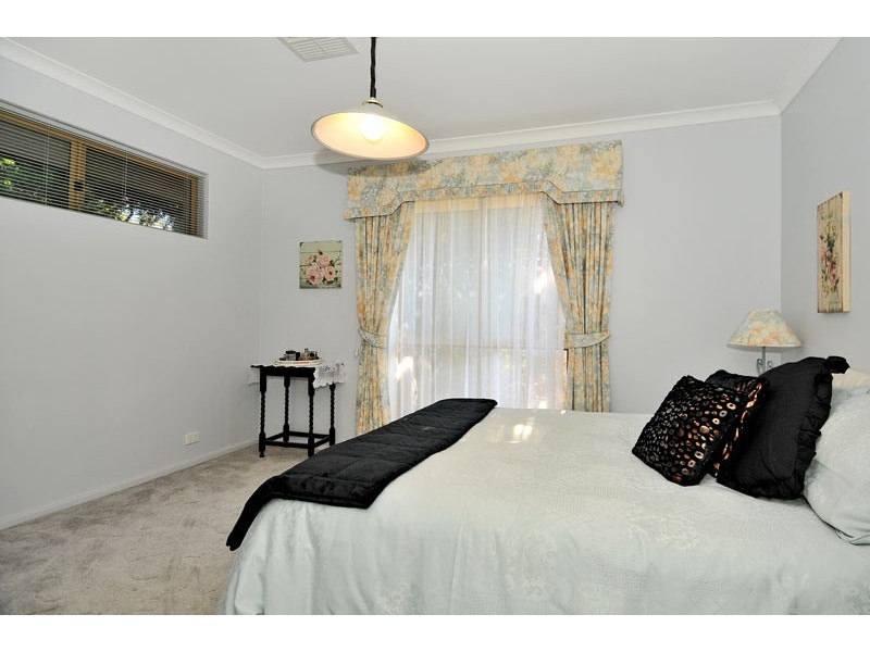 8 Victoria Circle, Greenfields WA 6210