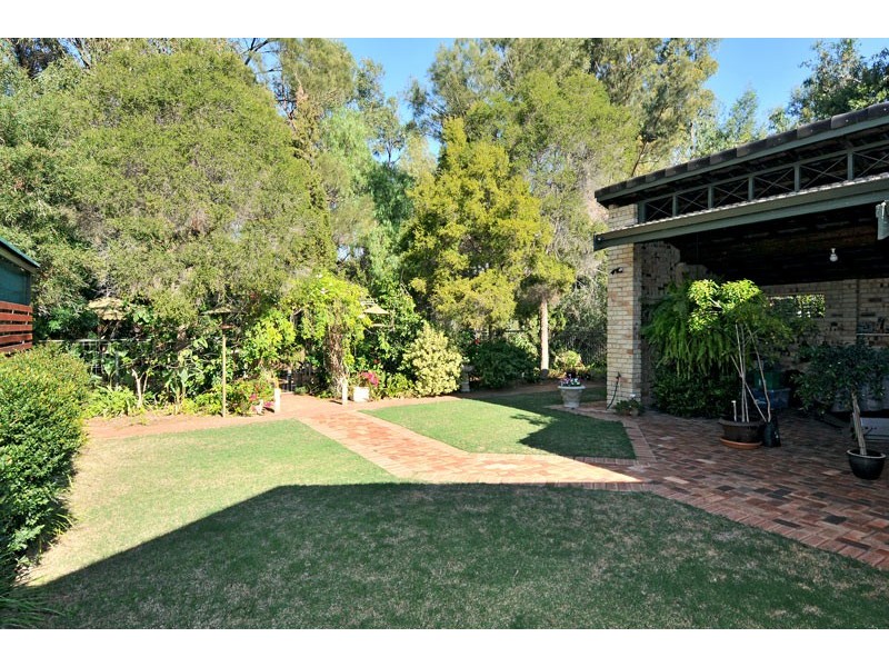 8 Victoria Circle, Greenfields WA 6210