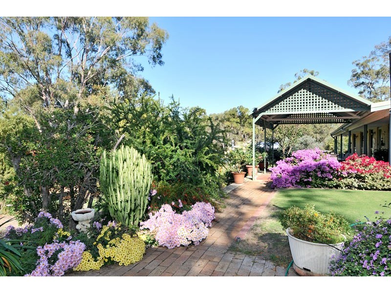 75 Mulga Drive, Parklands WA 6180