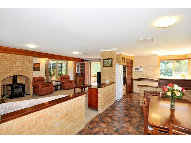 75 Mulga Drive, Parklands WA 6180