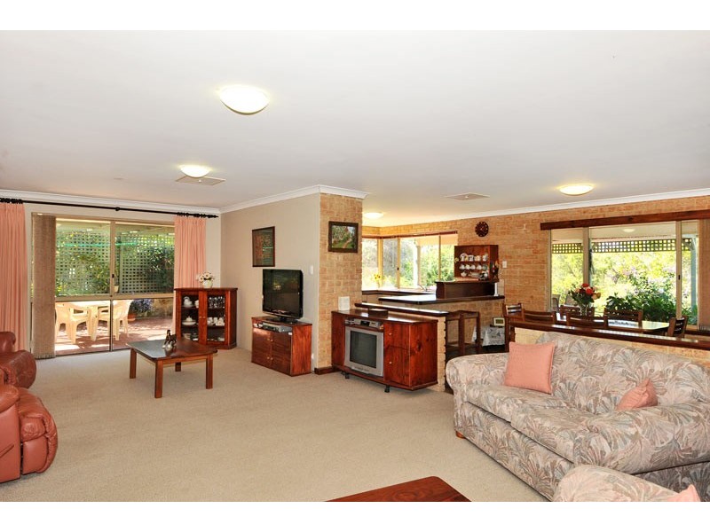 75 Mulga Drive, Parklands WA 6180
