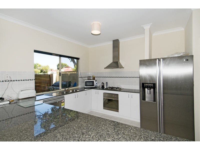 6/67 Sutton Street, Mandurah WA 6210