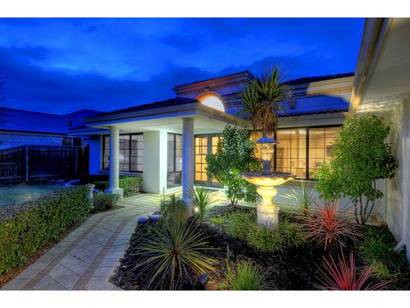 129 Midsummer Circle, Pinjarra WA 6208