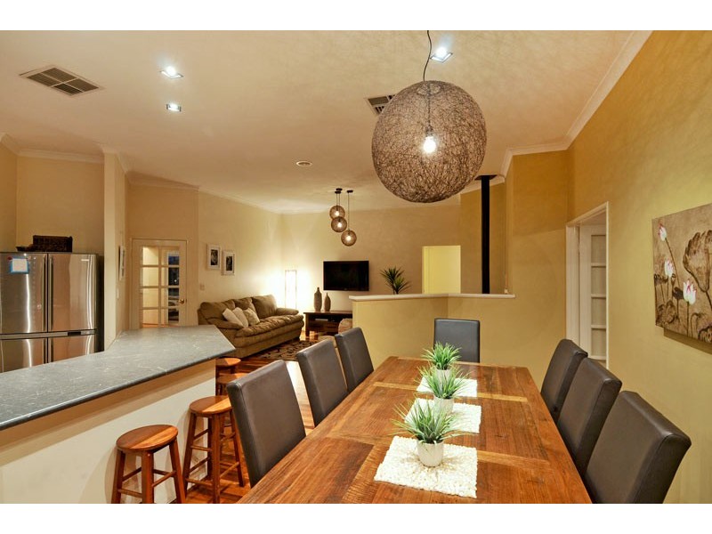 129 Midsummer Circle, Pinjarra WA 6208