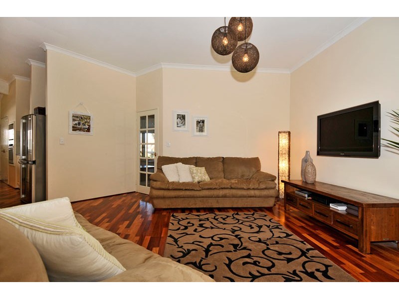 129 Midsummer Circle, Pinjarra WA 6208