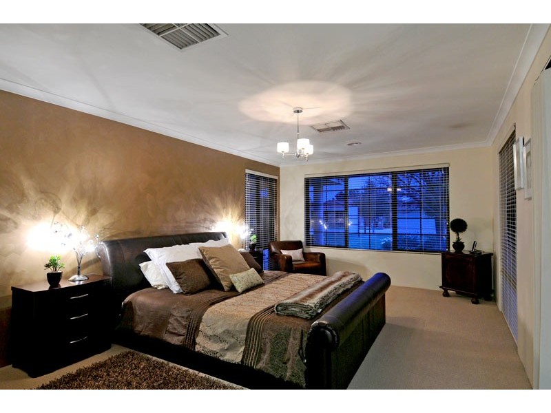 129 Midsummer Circle, Pinjarra WA 6208