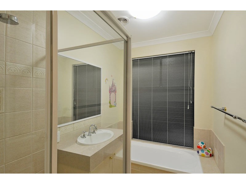 129 Midsummer Circle, Pinjarra WA 6208