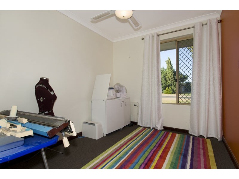 24 Casuarina Drive, Halls Head WA 6210
