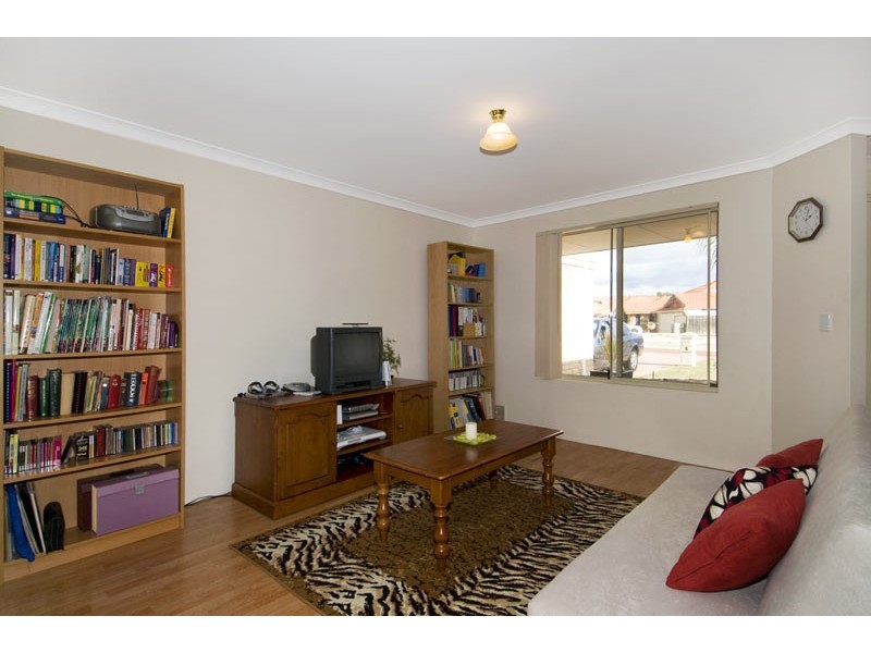 2 Rustle Nook, Pinjarra WA 6208