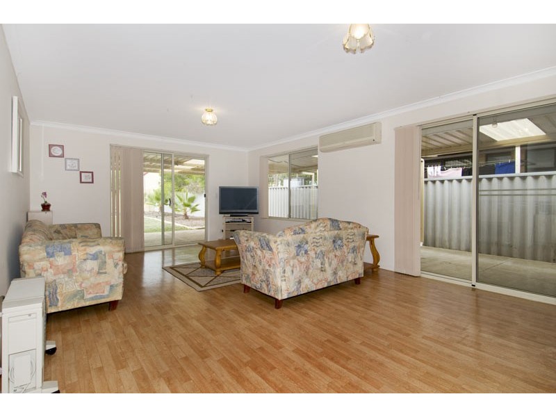 2 Rustle Nook, Pinjarra WA 6208