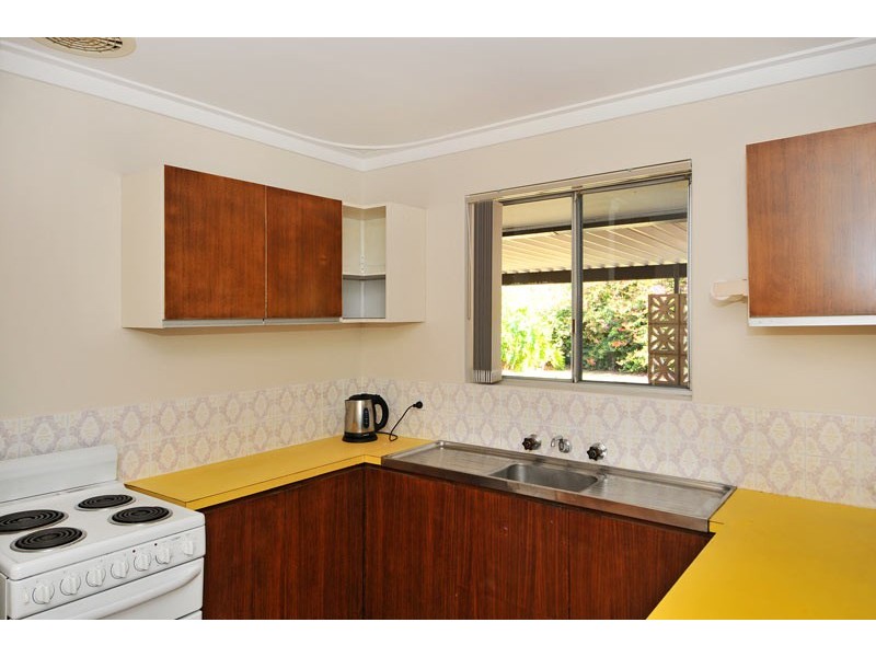 9 Hennessy Place, Mandurah WA 6210