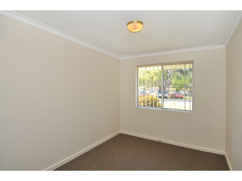 9 Hennessy Place, Mandurah WA 6210