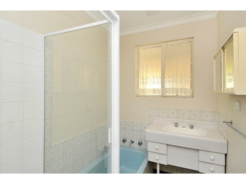 9 Hennessy Place, Mandurah WA 6210