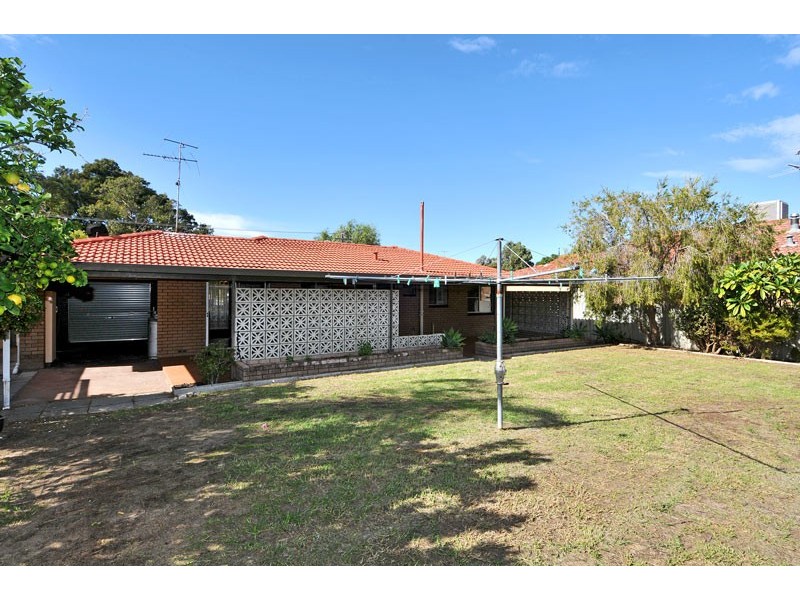 9 Hennessy Place, Mandurah WA 6210