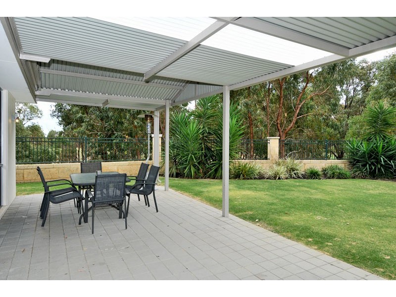 11 Tylney Loop, Meadow Springs WA 6210