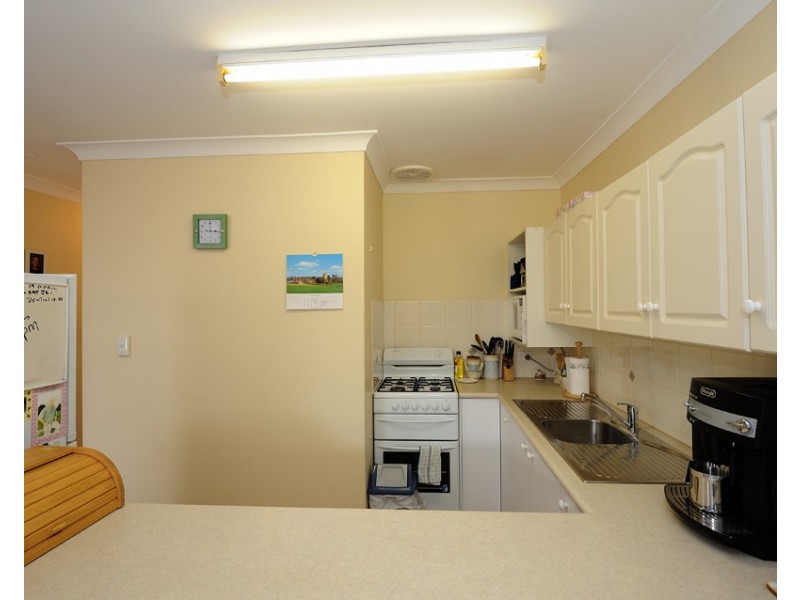 2/7 Hackett Street, Mandurah WA 6210
