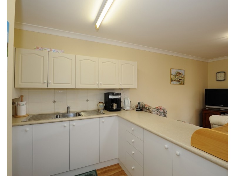 2/7 Hackett Street, Mandurah WA 6210