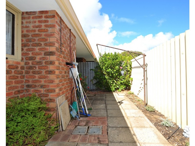 2/7 Hackett Street, Mandurah WA 6210