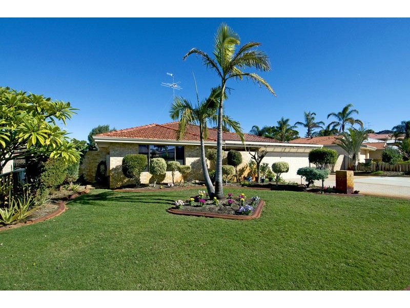 18 Staunton Rise, Halls Head WA 6210