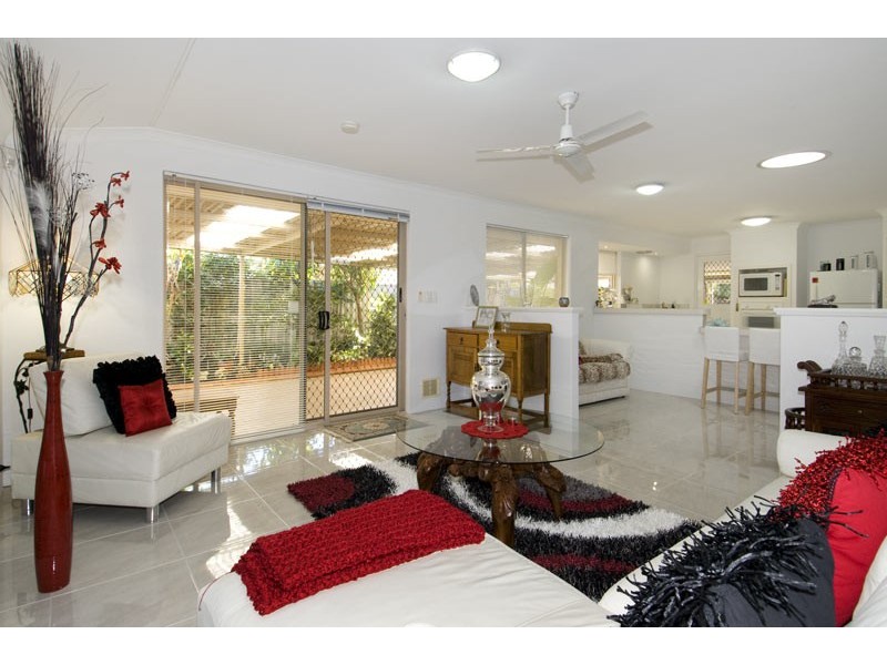 18 Staunton Rise, Halls Head WA 6210