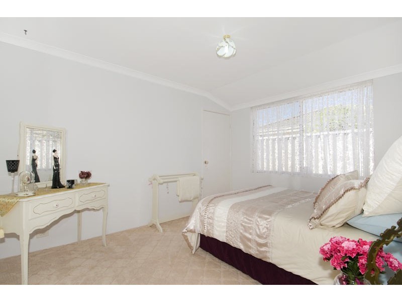 18 Staunton Rise, Halls Head WA 6210