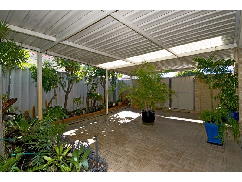 18 Staunton Rise, Halls Head WA 6210