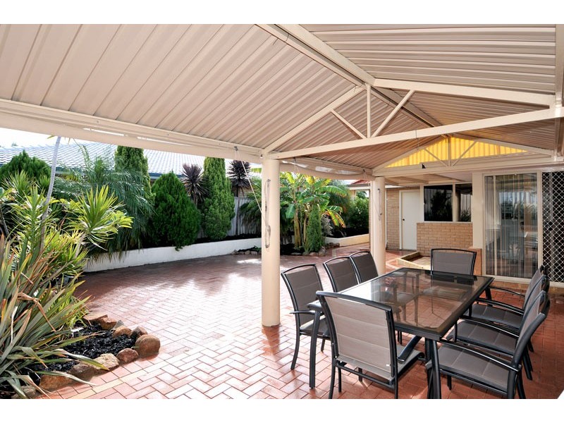 85 Portmarnock Circle, Halls Head WA 6210