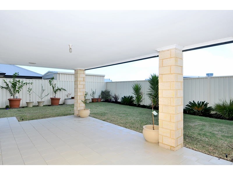 55 Len Howard Drive, Erskine WA 6210