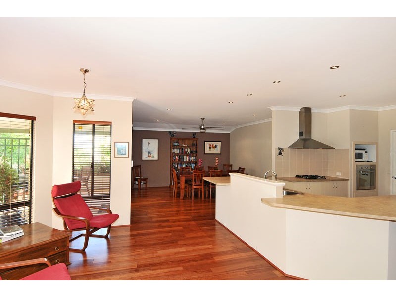 87 Meadow Springs Drive, Meadow Springs WA 6210