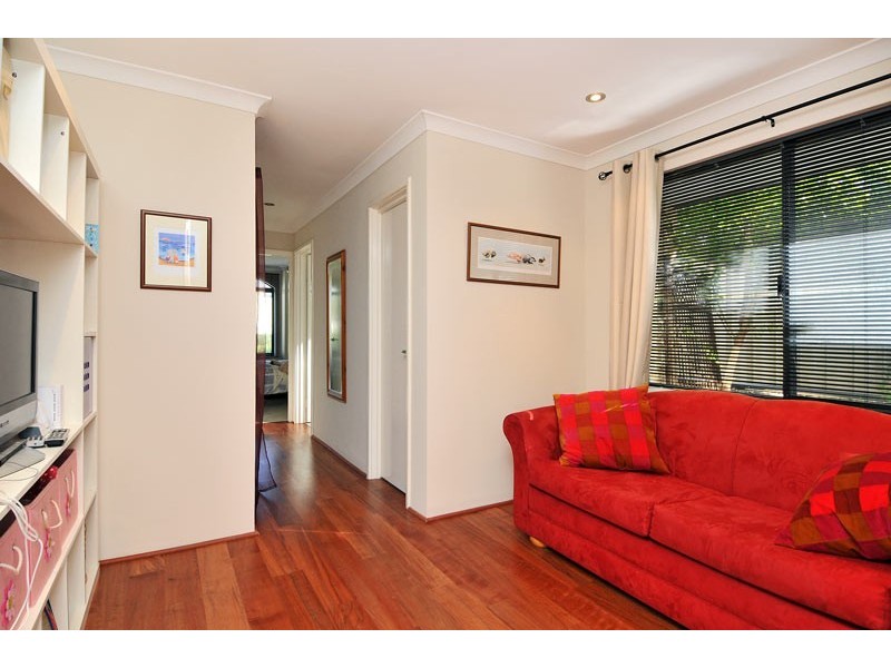 87 Meadow Springs Drive, Meadow Springs WA 6210