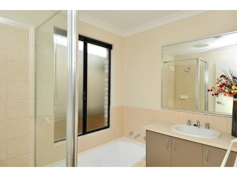 87 Meadow Springs Drive, Meadow Springs WA 6210