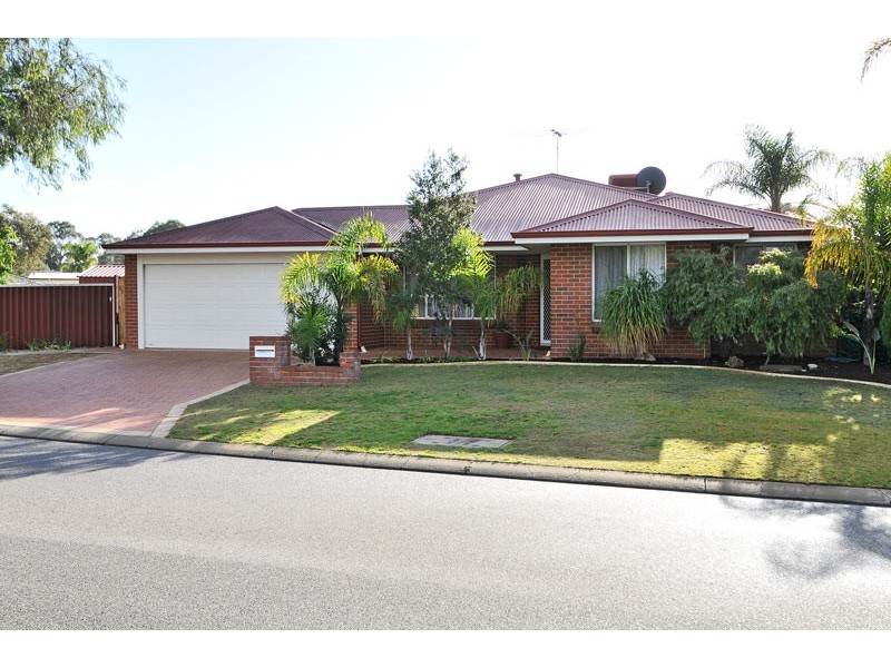 5 Kangaroo Paw Drive, Greenfields WA 6210