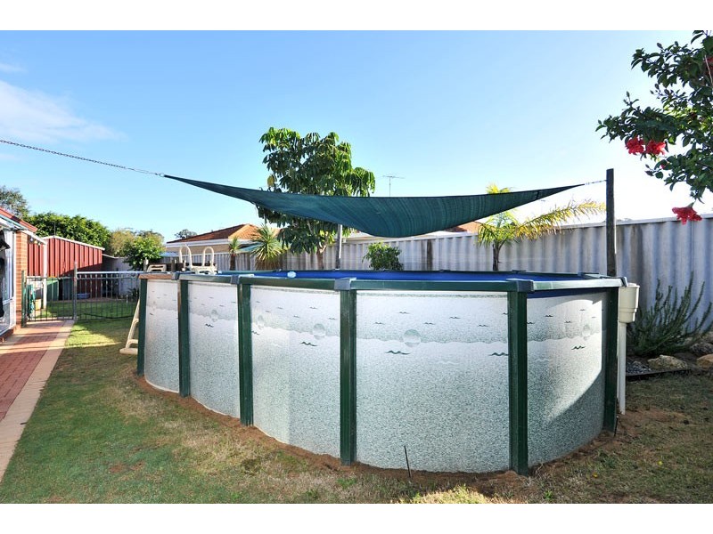 5 Kangaroo Paw Drive, Greenfields WA 6210