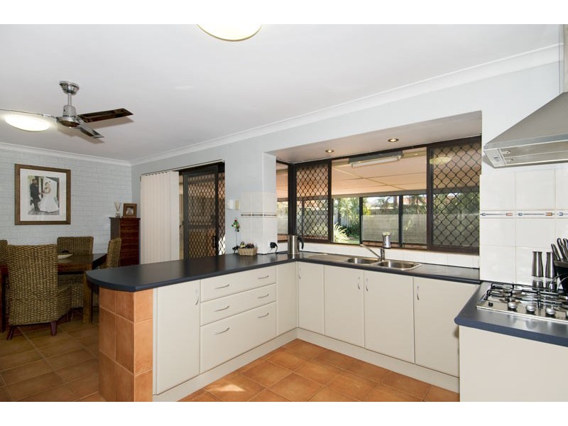 30 Grafton Drive, Dudley Park WA 6210