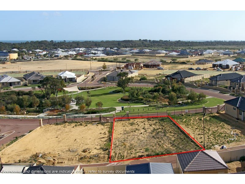 42 Cawana Parkway, Lakelands WA 6180