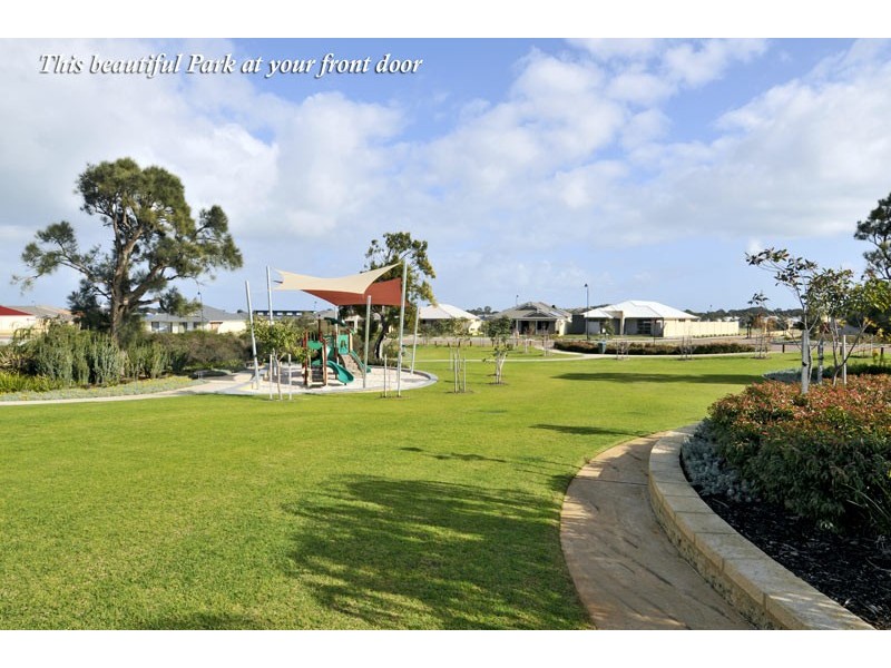 42 Cawana Parkway, Lakelands WA 6180