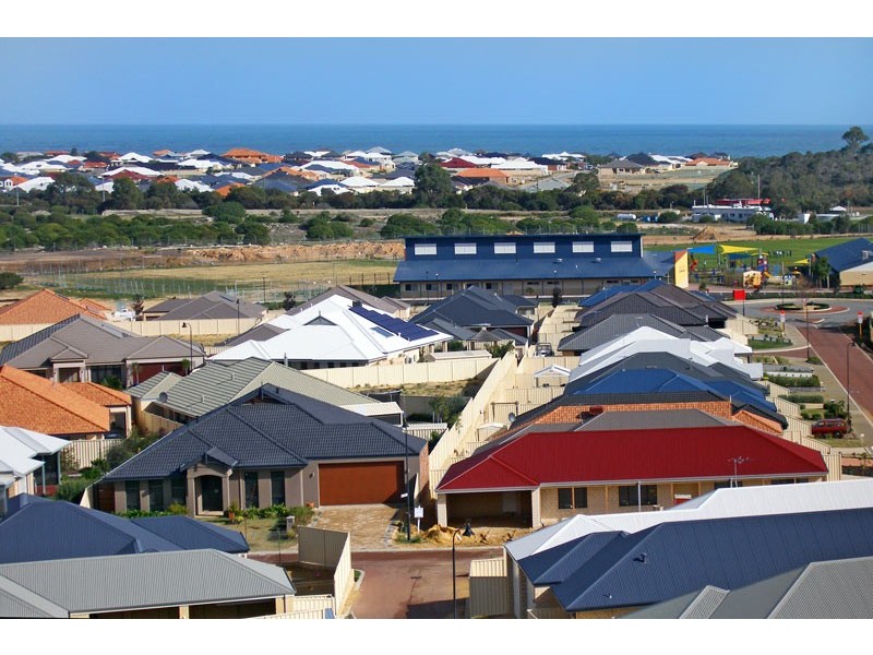 42 Cawana Parkway, Lakelands WA 6180