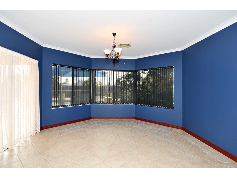 24 Midsummer Circle, Pinjarra WA 6208