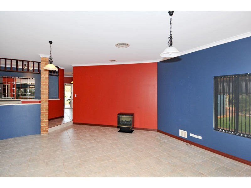 24 Midsummer Circle, Pinjarra WA 6208